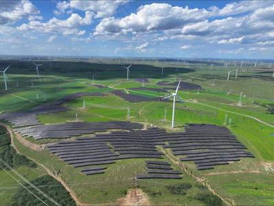 東方電氣首個(gè)光伏成套BT項(xiàng)目張北100MW光伏電站并網(wǎng)成功 開(kāi)啟新能源開(kāi)發(fā)新篇章