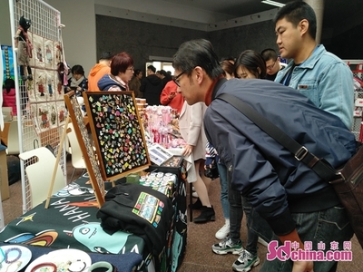給創(chuàng)業(yè)者一個(gè)舞臺,市南區(qū)人社局啟動發(fā)光青年創(chuàng)業(yè)集市活動
